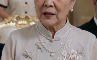 《摆摊六年，我被厉总追着找上门（43集）》免费短剧全集在线赏
