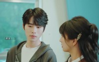 《穿书之重生boss爱上我 初夏&一航》奇幻短剧全集轻松享