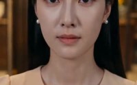 《新婚当天，领证的是顾总（35集）》免费短剧高清在线速看