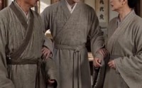 《凤袍里面藏宝刀，这个皇后不好惹（50集）》精彩短剧在线免费欣赏