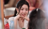 《回到90之我是带货女王》（82集）高清短剧免费欣赏
