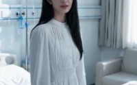 《倒追冷漠校草四年，分手后他哭了（60集）》免费高清短剧在线追