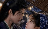 《落难白月光，捡回家慢慢养（46集）》免费短剧全集高清播放