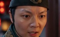 《皇帝前夫逼我和亲？我转身嫁他死敌（55集）》精彩短剧在线畅享