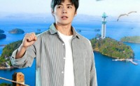 《扎根庐山西海，穷小伙再造梦幻名岛（72集）》免费短剧全集流畅观看