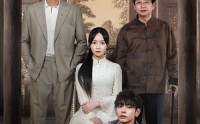 《重返十八岁我来执掌名门家族 (60集)》精彩短剧无删减在线播放