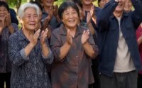 《返乡卖苹果，我靠直播逆袭成果王（59集）》免费短剧完整剧情在线看