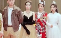 《四位师姐你们正常点》（74集）超火短剧全集放送