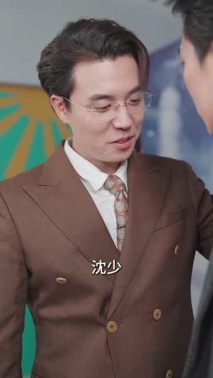 她的伤痕荣耀（74集）无需充值尽情看