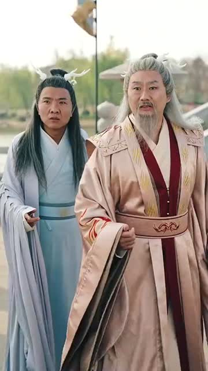 诞下至尊金龙后我杀疯了（36集）怎么看全集