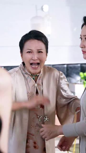 再回首闪婚老同学竟是首富（65集）推荐好短剧
