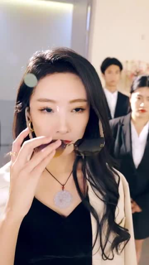 战神的五个绝色师姐倒追我（82集）短剧后续更精彩
