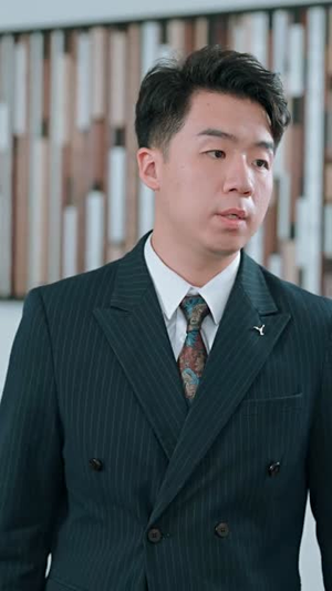 小祖宗又野又娇（80集）常回家看看短剧