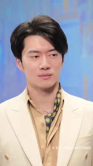 来到现代，皇帝开始复仇（80集）精彩短剧追不停