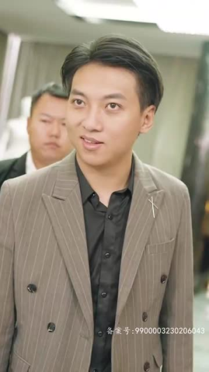 潜龙出渊（80集）短剧越看越精彩