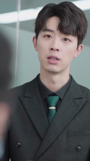 看不见的恋人（33集）剧好看短剧推荐