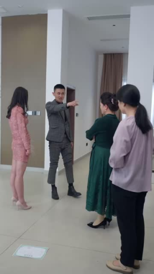 妈妈别哭之浪子回头（72集）抢先看新短剧