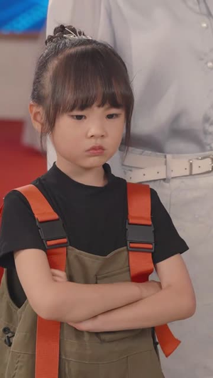 孙女寿宴送机甲震惊科学界 (61集)小短剧抢先看