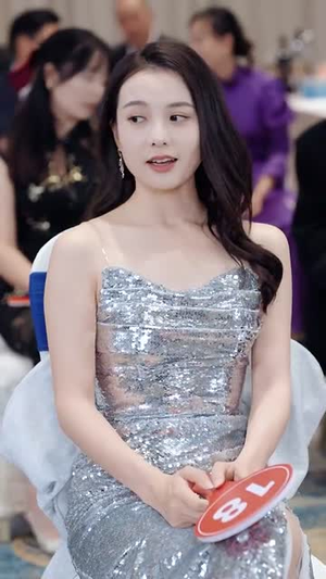 绑定花钱不还价系统校花女友惊呆了（102集）我全都看完了