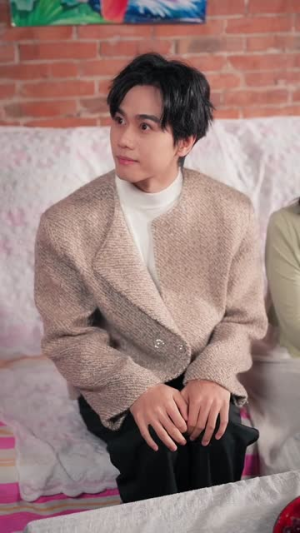 我全家是黄金岛岛主，而我在吃土（65集）免费在线看全集